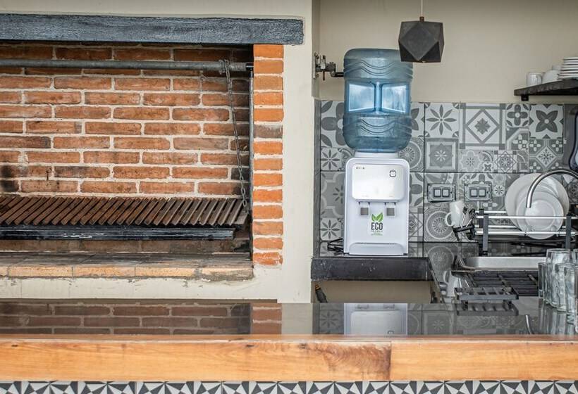デラックスの４人部屋, Moonshine Tulum Hotel & Hostel