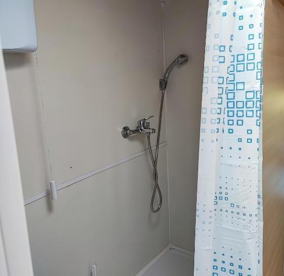 اتاق استاندارد, Hostel Trobenta In Oblak