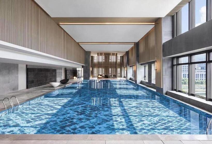 이그제큐티브 룸 퀸침대, Wuhan Marriott Hotel Optics Valley