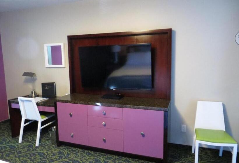 استودیو استاندارد با تخت کینگ, 7 Springs Inn & Suites