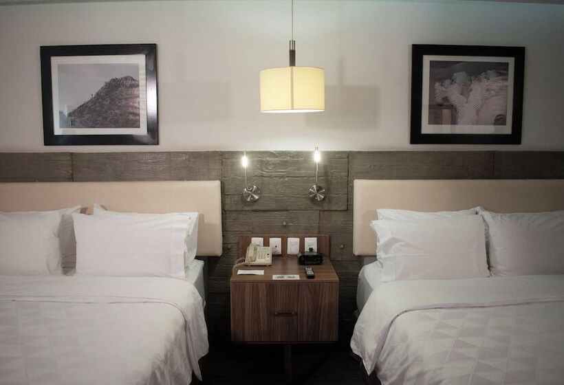 ２ダブルベッドのスタンダードルーム, Voco Hermosillo, An Ihg