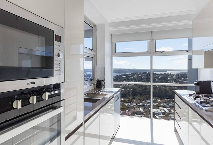 Апартаменты Пентхаус 1 Спальня, Meriton Suites Bondi Junction