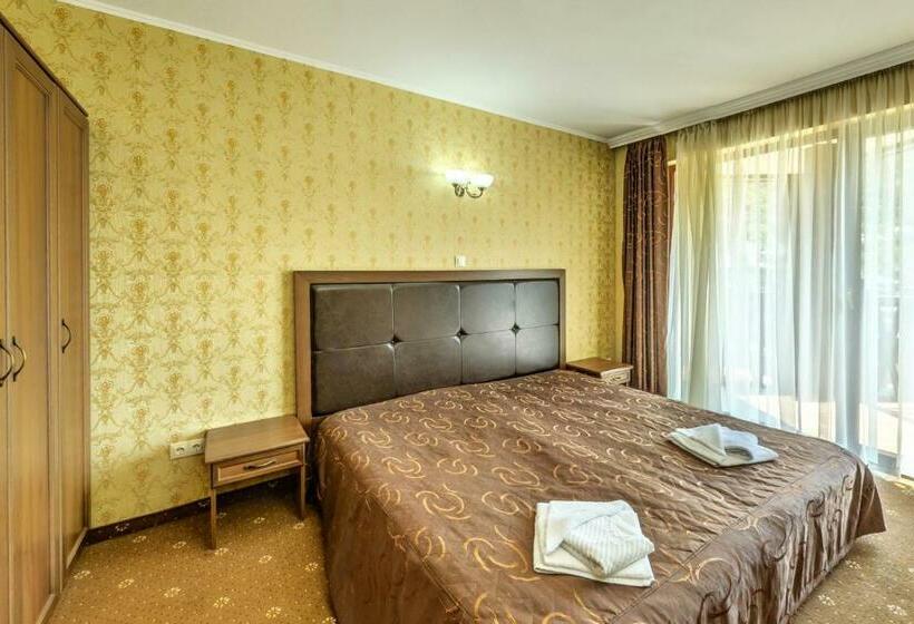 Номер Дюплекс, хотел магнолия, Hotel Magnoliya