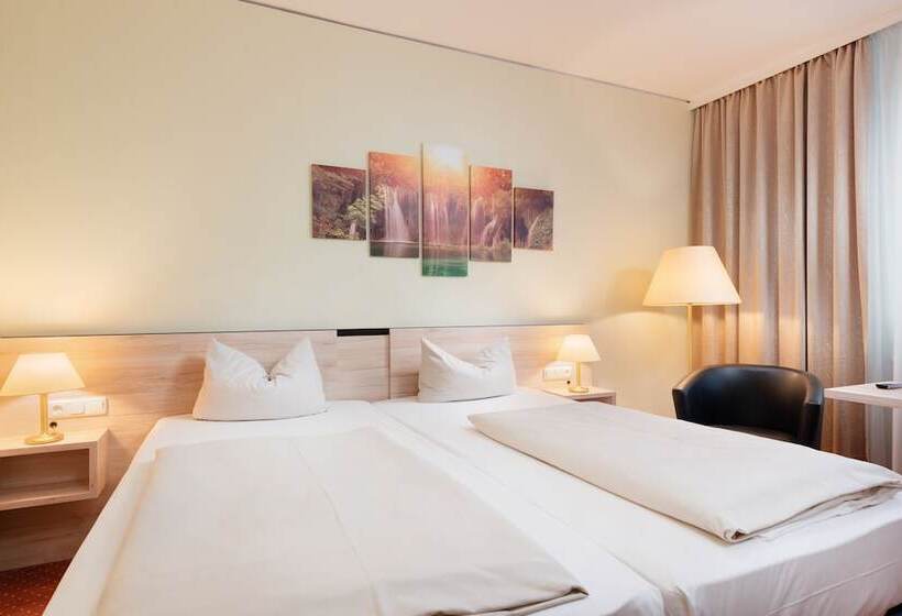 Номер Комфорт, Novina Hotel Südwestpark