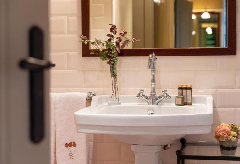 Четырехместный Номер Стандарт, Bremon Boutique Hotel By Duquessa Hotel Collection