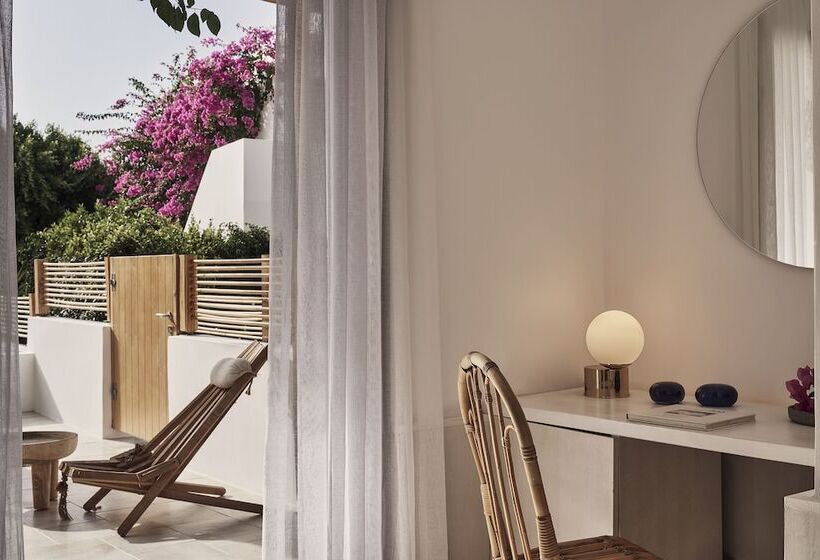 Люкс с Бассейном, Dionysos Seaside Resort Ios