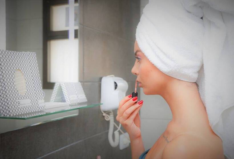 سوئیت خانواده 2 خوابه, Beverly Hotel Beirut