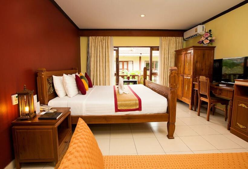 Семейный Номер, Buri Beach Resort