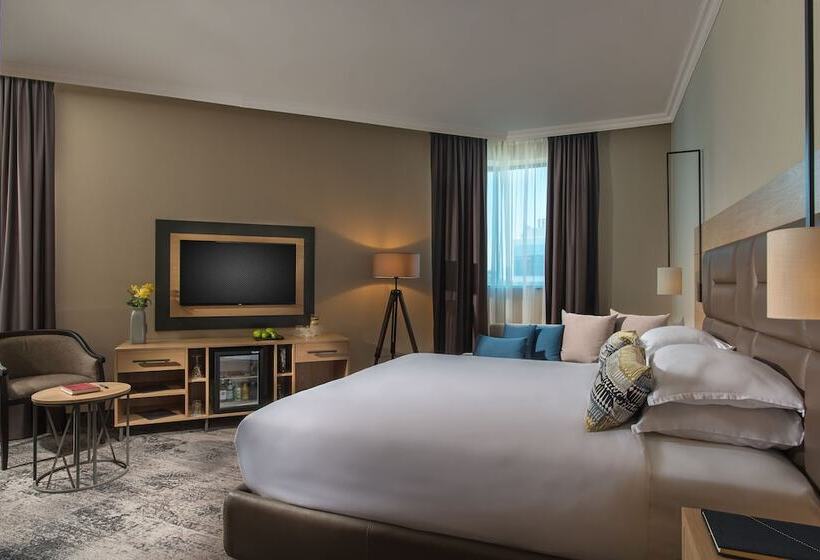 Номер Executive, Expo Sofia Hotel   Free Arrival Shuttle Bus   Free Parking   Free Compliments   Free Wi Fi