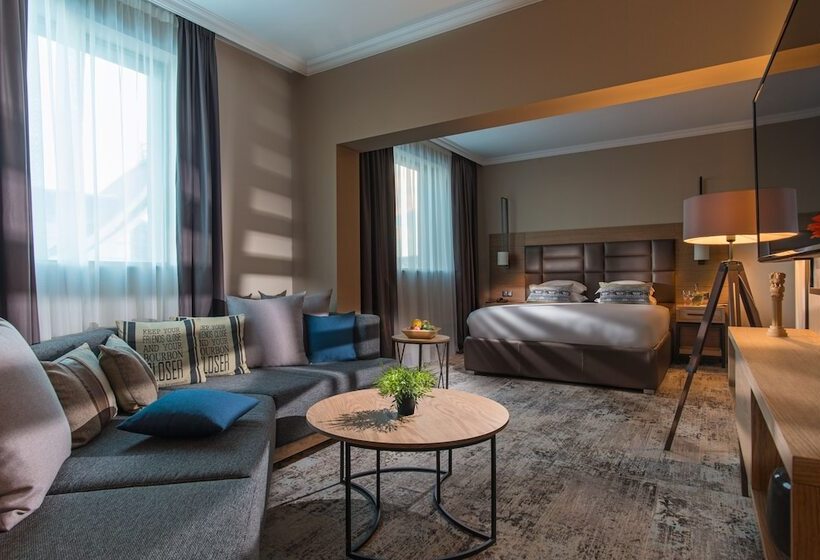 Президентский Люкс, Expo Sofia Hotel   Free Arrival Shuttle Bus   Free Parking   Free Compliments   Free Wi Fi