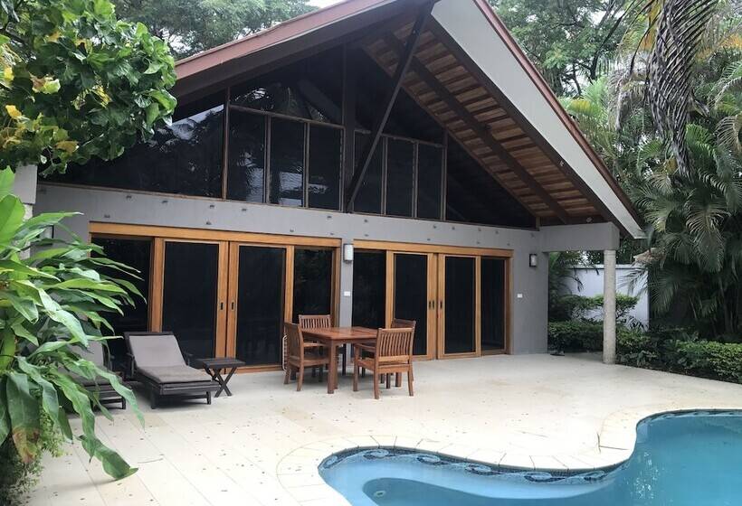 침실 2개 빌라, First Landing Beach Resort & Villas