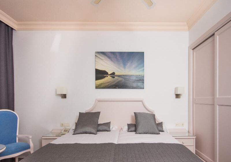 Habitación Superior, Mac Puerto Marina Benalmádena