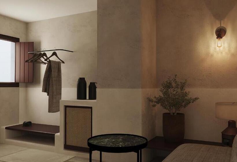 Люкс Вид на Бассейн, Meroviglia Boutique