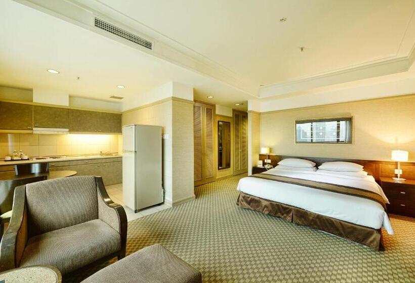 اتاق سوپریور با تخت بزرگ, Pacific Regency Hotel Suites