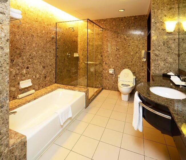سوئیت با تخت بزرگ, Pacific Regency Hotel Suites