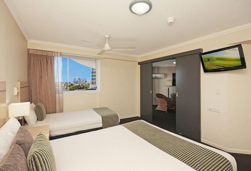 Люкс, Sovereign On The Gold Coast