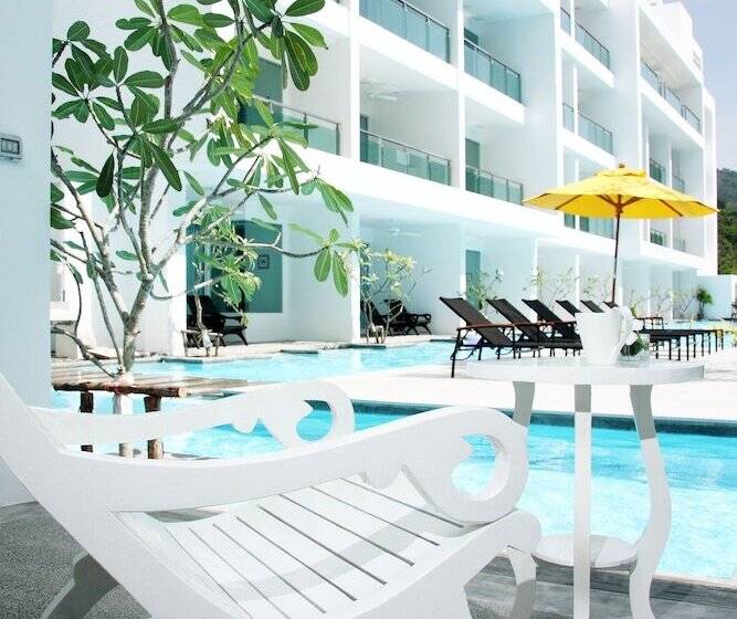 디럭스 룸, The Old Phuket   Karon Beach Resort   Sha Plus