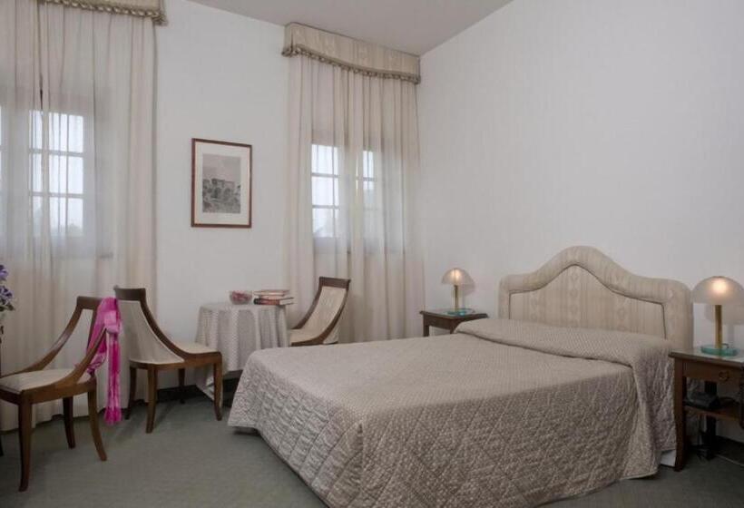 Номер Стандарт, Villa San Lucchese