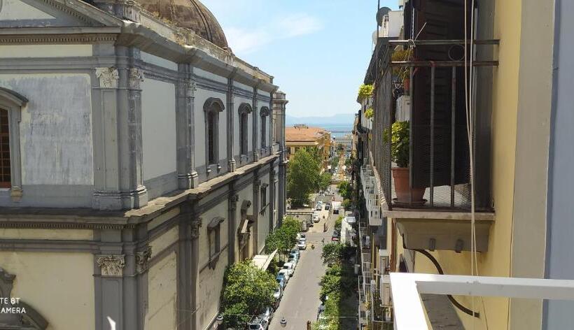 اتاق استاندارد با بالکن, Symposion B&b Apart