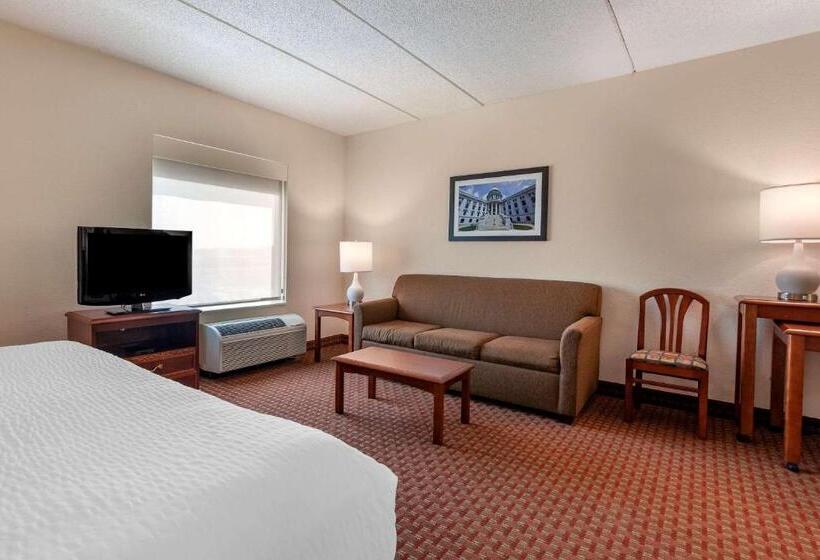 스위트 킹사이즈 침대, Clarion Suites At The Alliant Energy Center