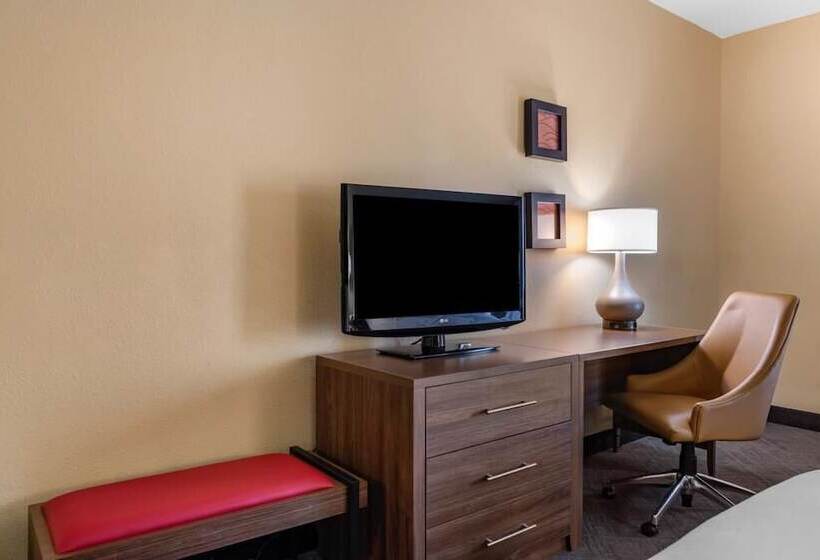 Люкс, Comfort Inn & Suites At Stone Mountain