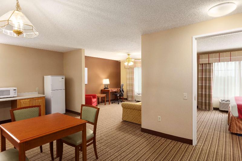 Люкс Кровать Кинг, Country Inn & Suites By Radisson, Bel Air Aberdeen, Md