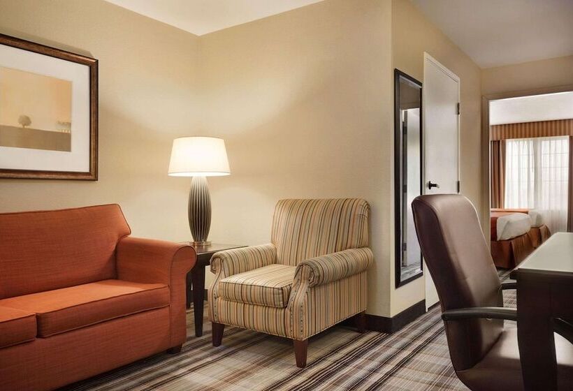 Люкс, Country Inn & Suites By Radisson Lexington Va