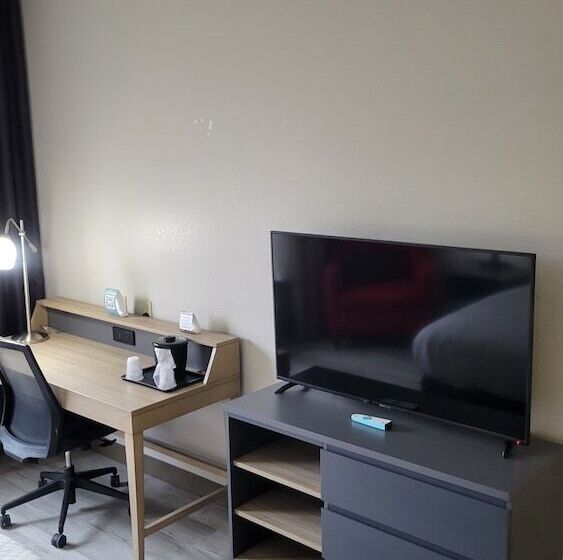 Люкс, Country Inn & Suites By Radisson, Mcdonough, Ga