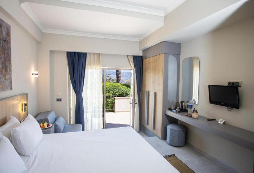 Номер Клуб, Yasmin Bodrum Resort