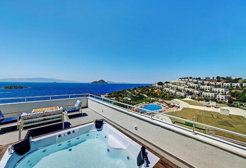 מיטת קינג בסוויטה, Yasmin Bodrum Resort