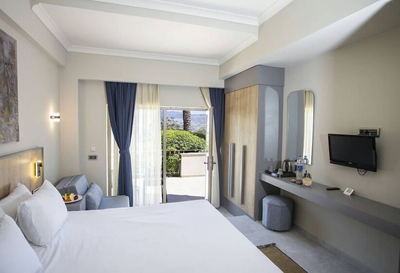 Номер Клуб, Yasmin Bodrum Resort