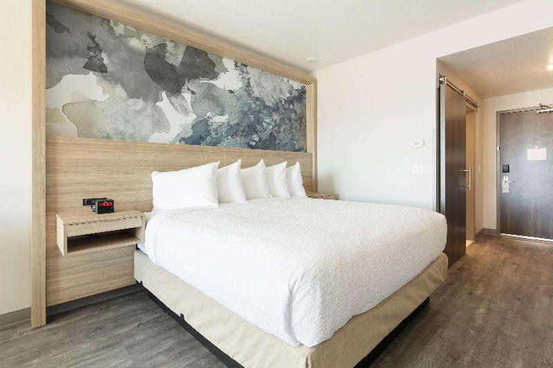 스위트, Best Western Plus Settlers Point