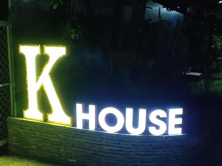 اتاق استاندارد چهار تخته, Nhà Nghỉ K House