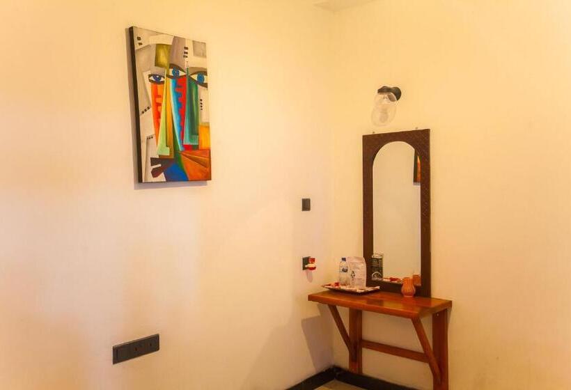Quarto Estandar, Ella Forest Paradise