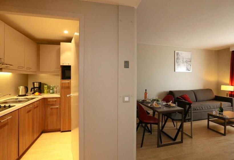 Апартаменты Superior 2 Спальни, Adagio Original Thoiry Genève