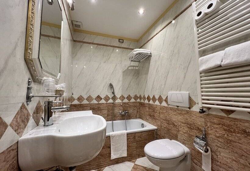 اتاق استاندارد, Ca  Dogaressa