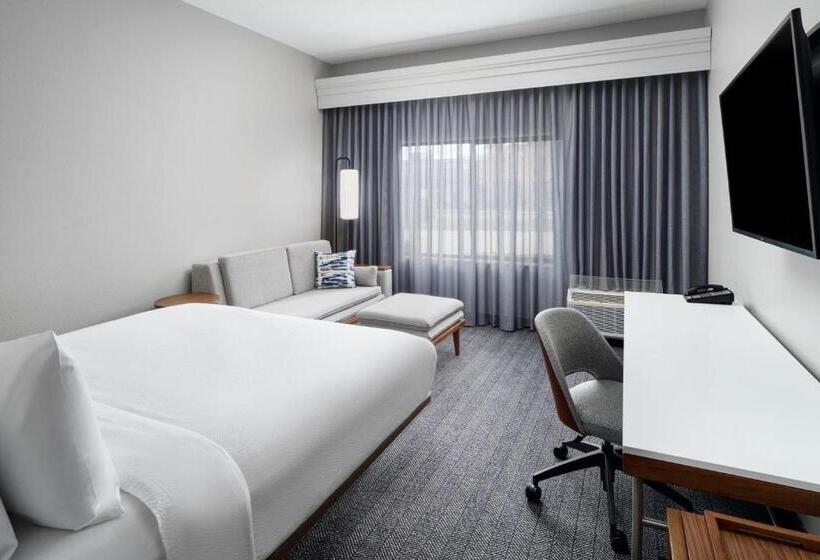스탠다드 룸 킹사이즈 침대, Courtyard Baton Rouge Siegen Lane