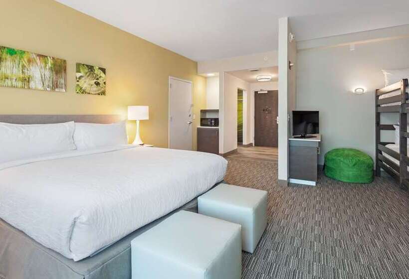 חדר סטנדרט עם מיטת קינג, Hilton Daytona Beach Oceanfront Resort