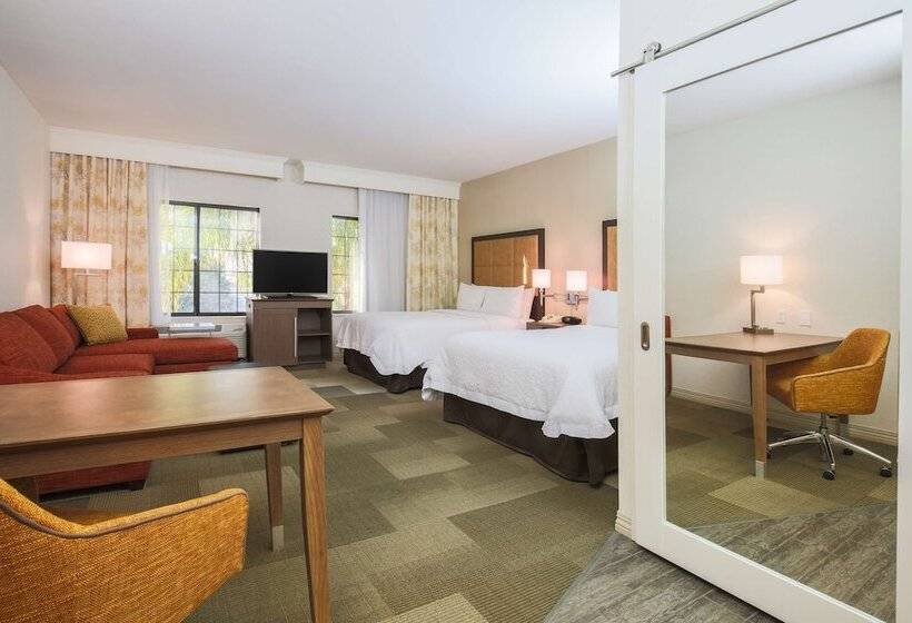标准工作室, Hampton Inn And Suites Camarillo