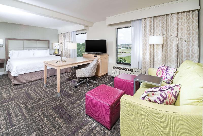 스탠다드 스튜디오 킹침대, Hampton Inn & Suites Wilson I 95