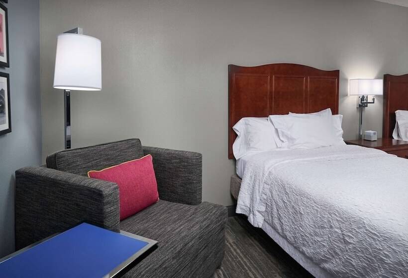 Standaardkamer met 2 Tweepersoonsbedden, Hampton Inn Beaumont