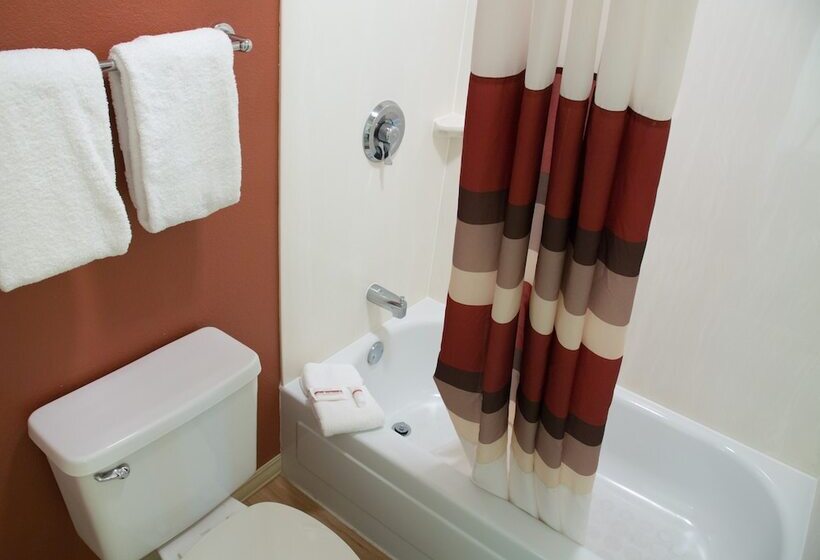 디럭스 룸, Red Roof Inn Yemassee