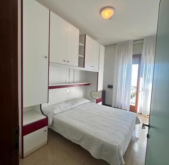 Standard room with outdoor bath, Reno