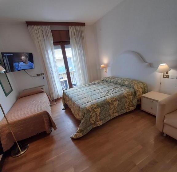 Quarto Triplo Estandar, San Marco