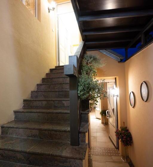 اتاق استاندارد چهار تخته, Villa Tower Gardos
