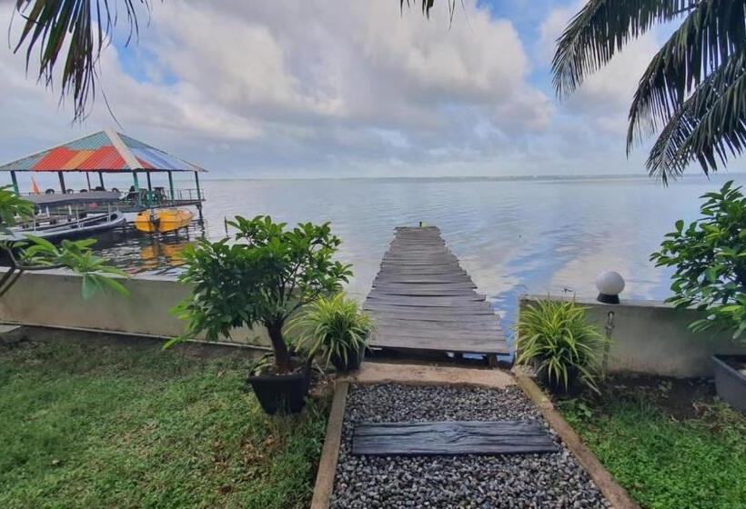 اتاق لوکس با تخت بزرگ, Araliya Lagoon Park Resort