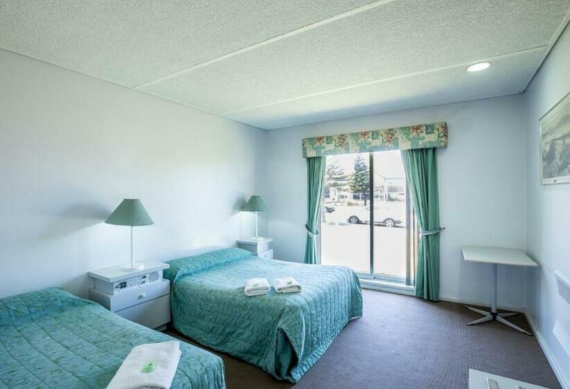 Номер Стандарт, Augusta Hotel Motel