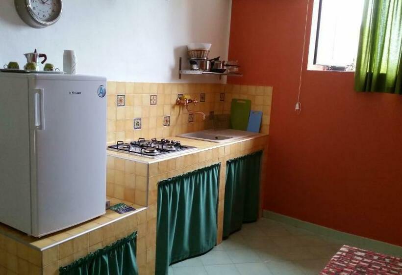 デラックスルーム, B&b Santantonio