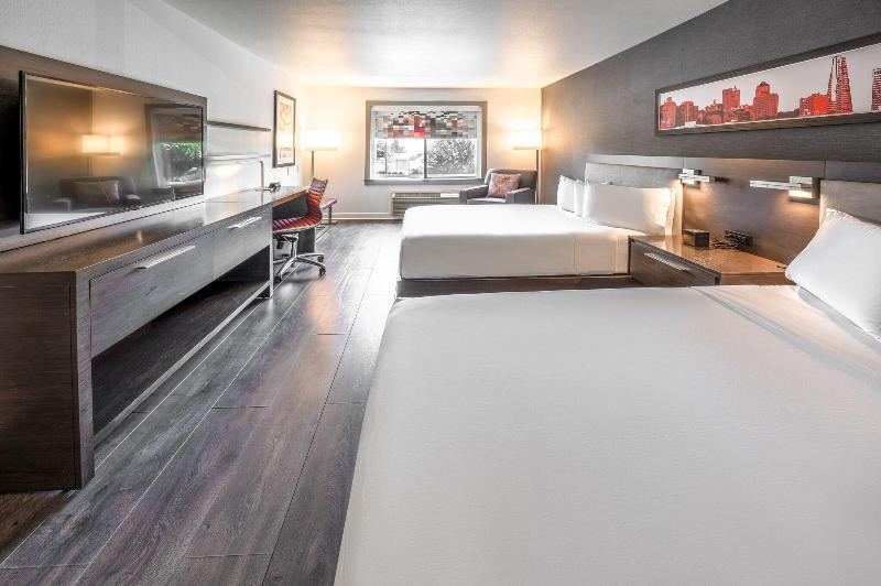 带特大床的标准间, Aloft San Jose Cupertino