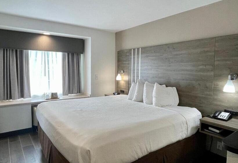 Люкс Deluxe Кровать Кинг, Best Western Roanoke Inn & Suites